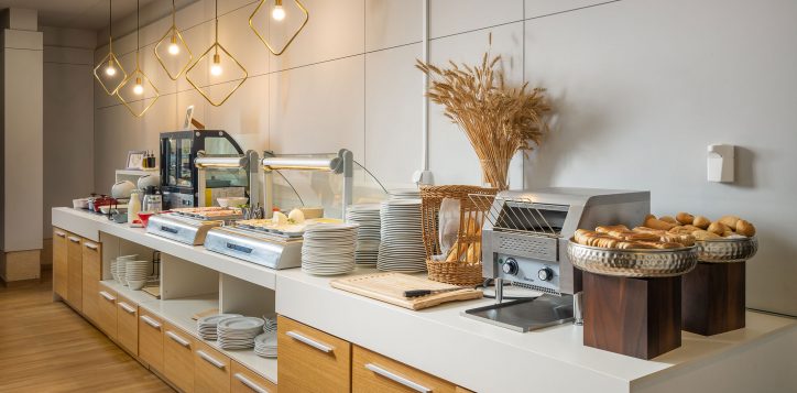 mercure_unirii_dining_restaurant_slide_02-2-2